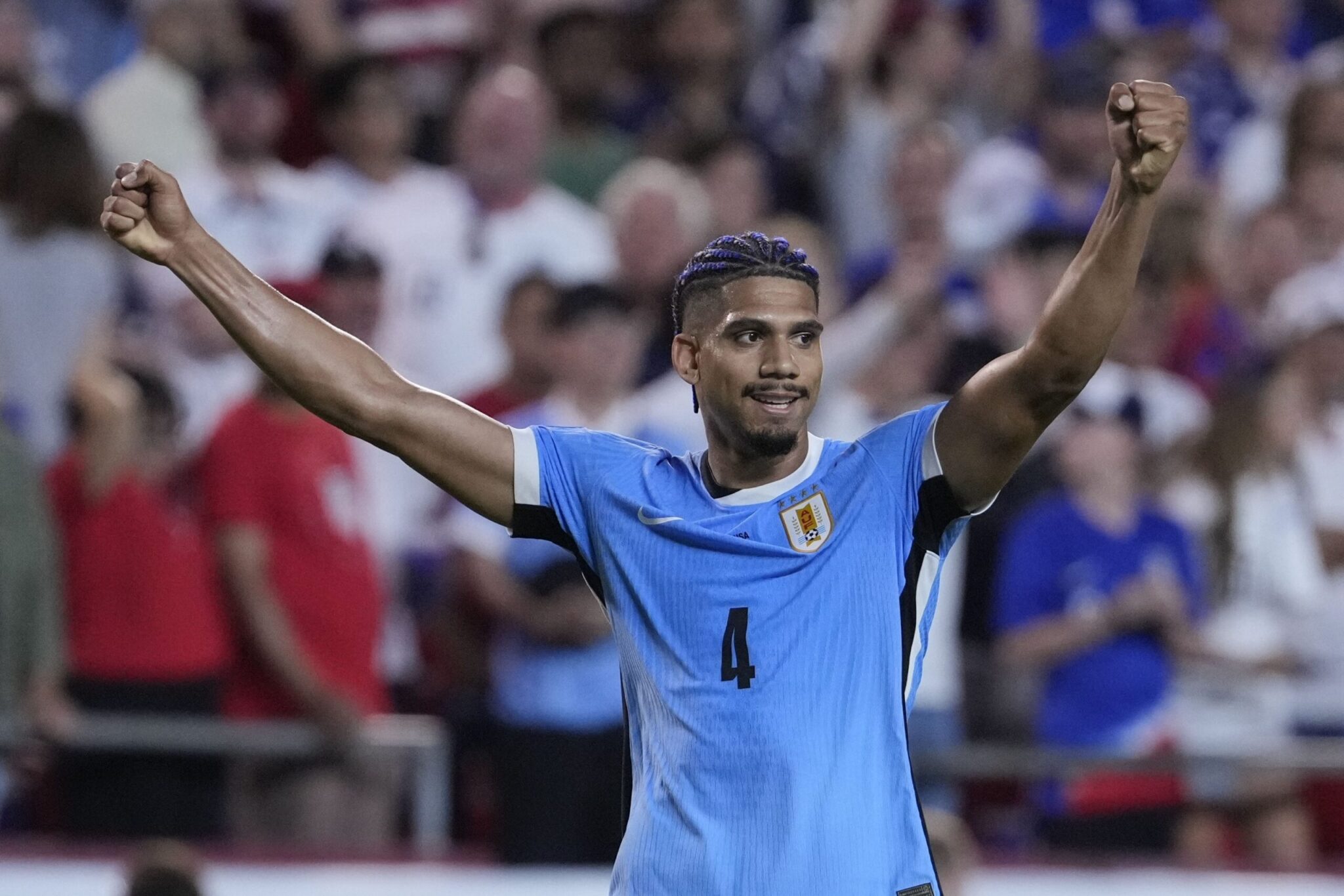 Araújo: Second consecutive World Cup without playing time for the Uruguayan center back