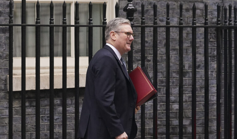 Starmer announces the timeline for his departure; who is preparing to succeed him?