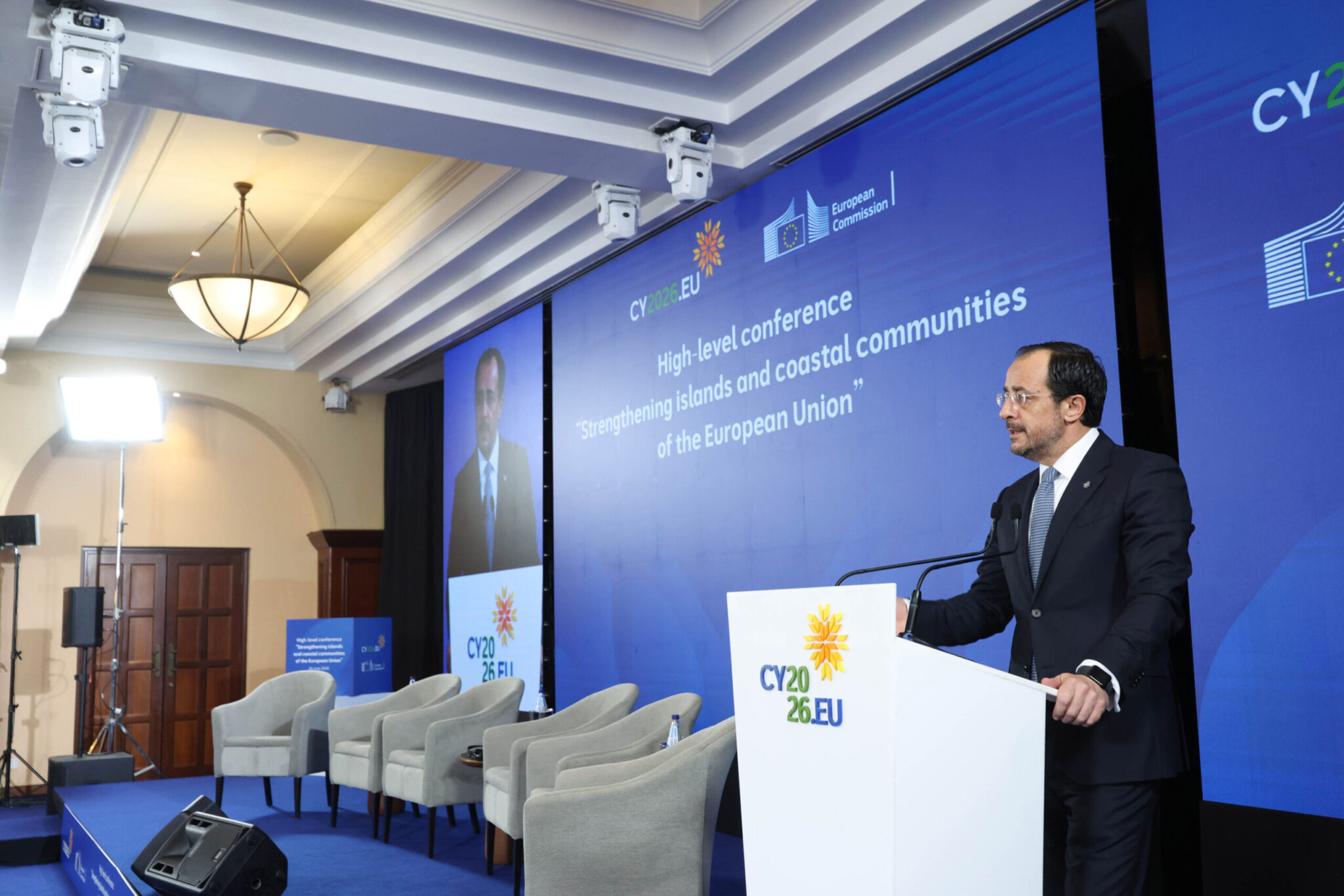 The President presented two strategies for islands and coastal areas in Paphos