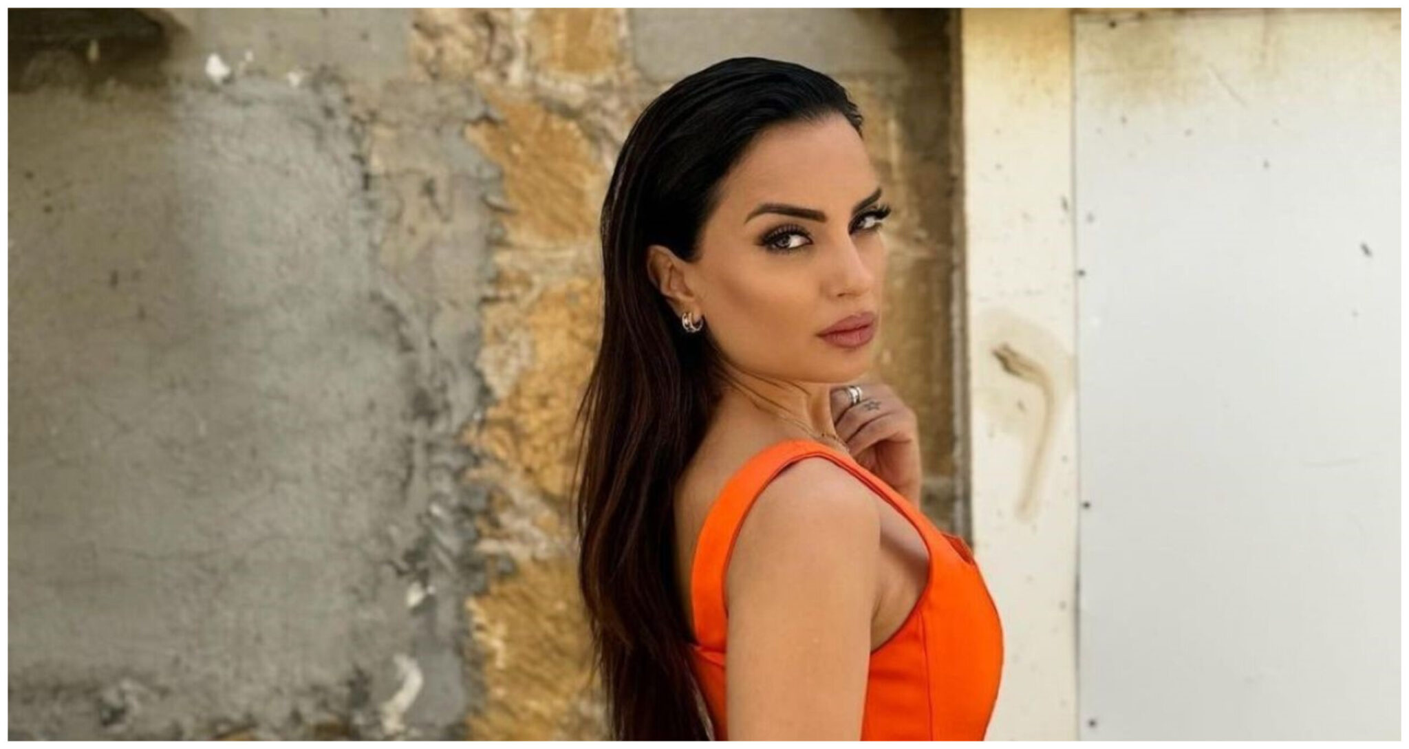 Elpida Iakovidou: Poses in a swimsuit on the beach and welcomes summer (PHOTO)
