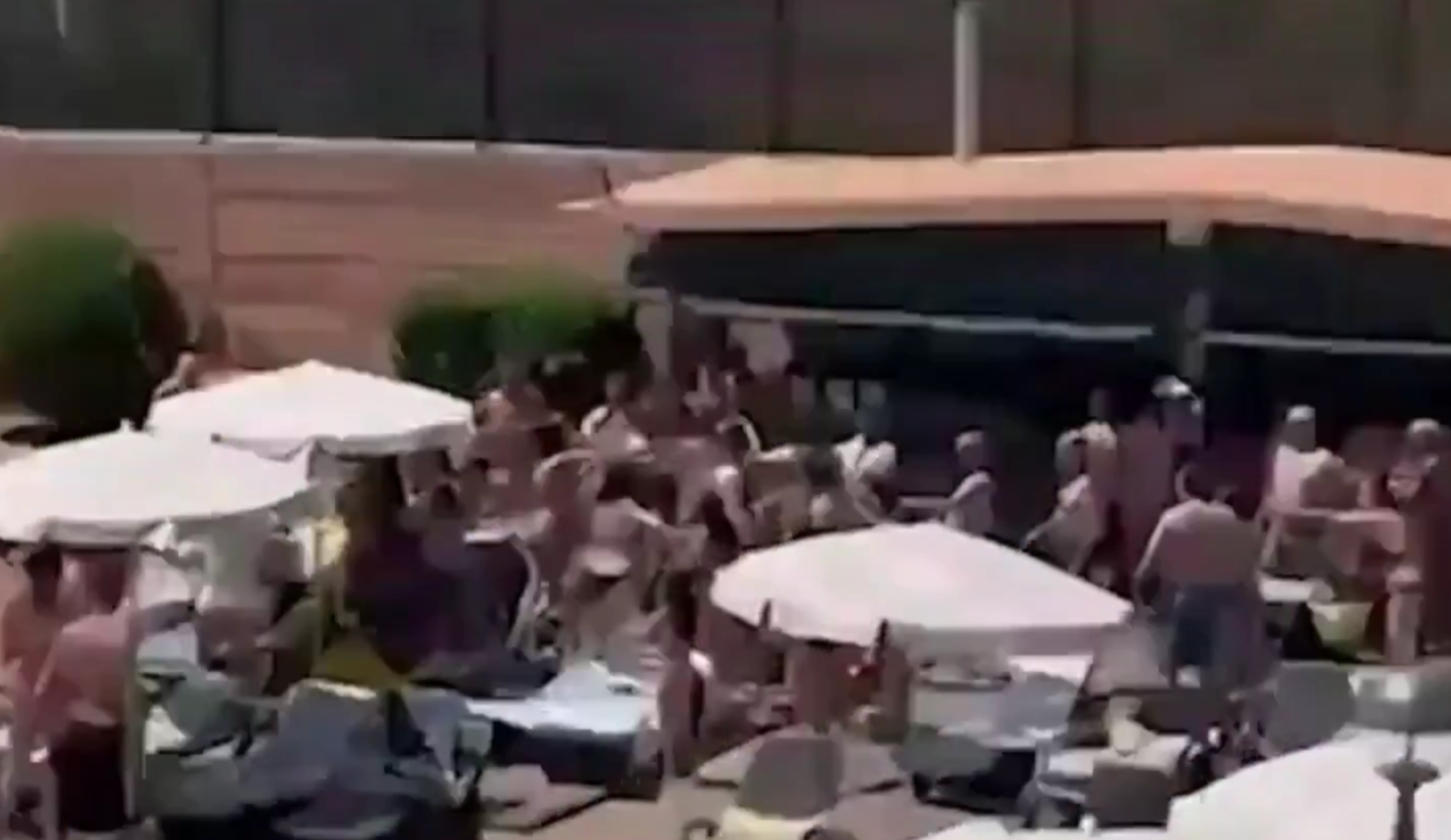 VIDEO: Incredible fight over a lounge chair at a hotel in Spain; 13-year-old girl seriously injured