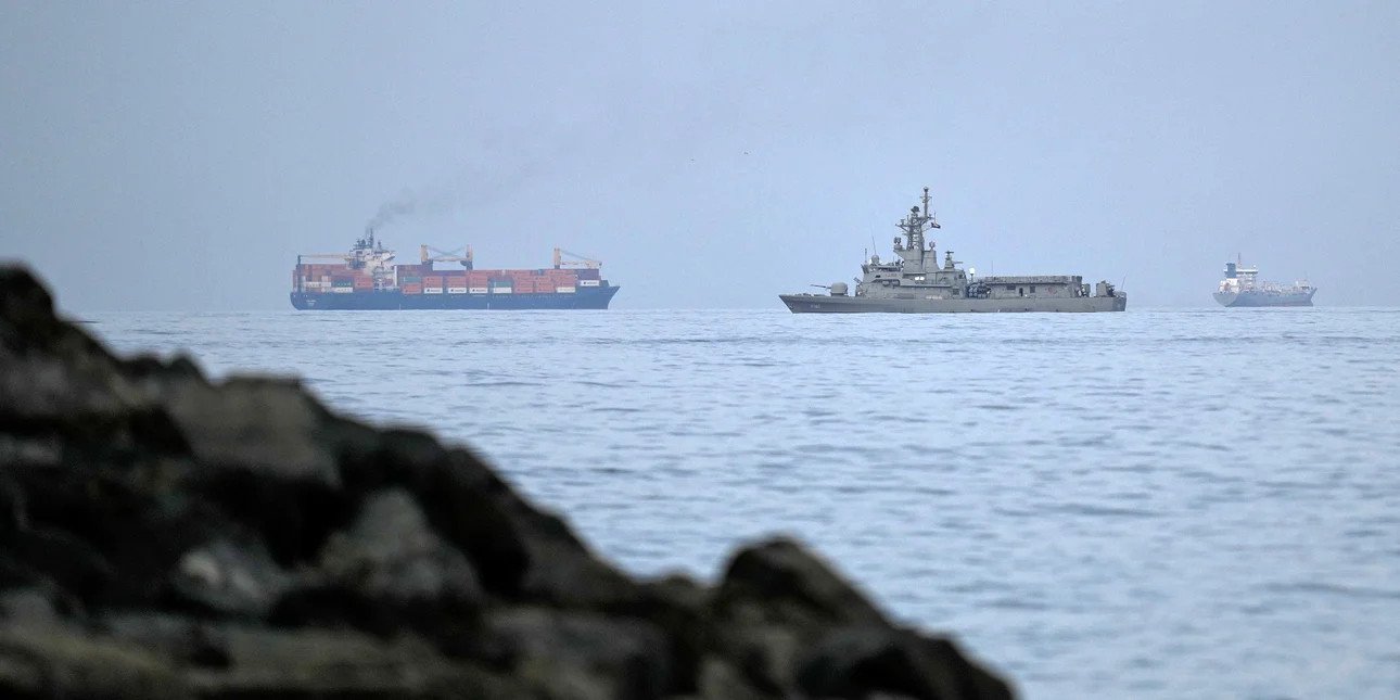 New Escalation: Iran Threatens Again to Close the Strait of Hormuz