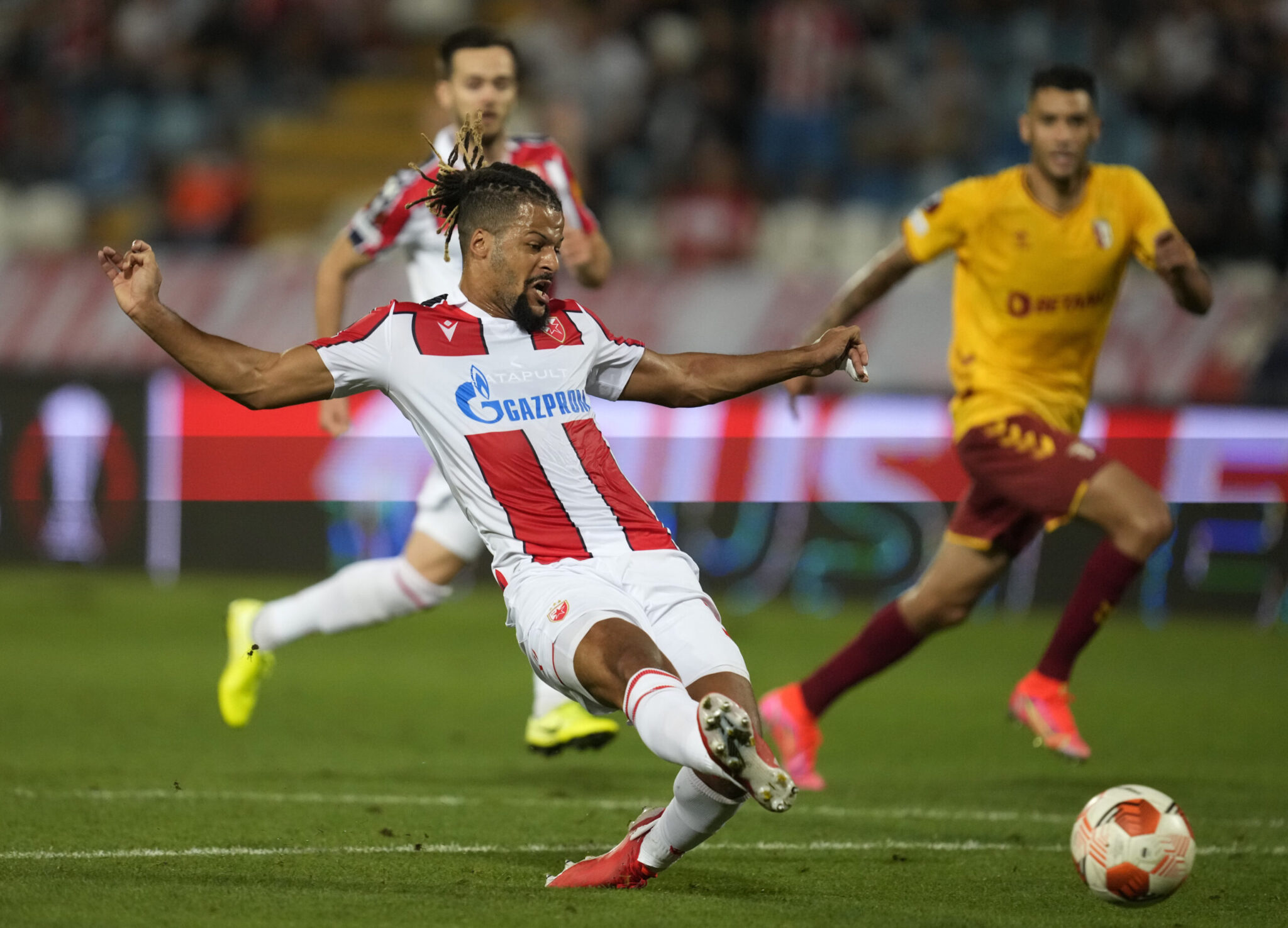 Loïs Dionis in Cyprus on loan to Omonia