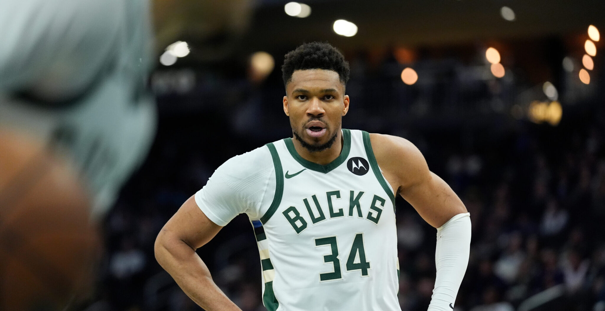 Giannis's "goodbye" to the Bucks in a touching video
