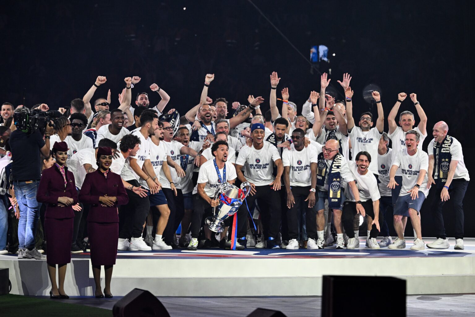 Paris Saint-Germain: Historic deal through 2037 with annual revenue of 100 million euros