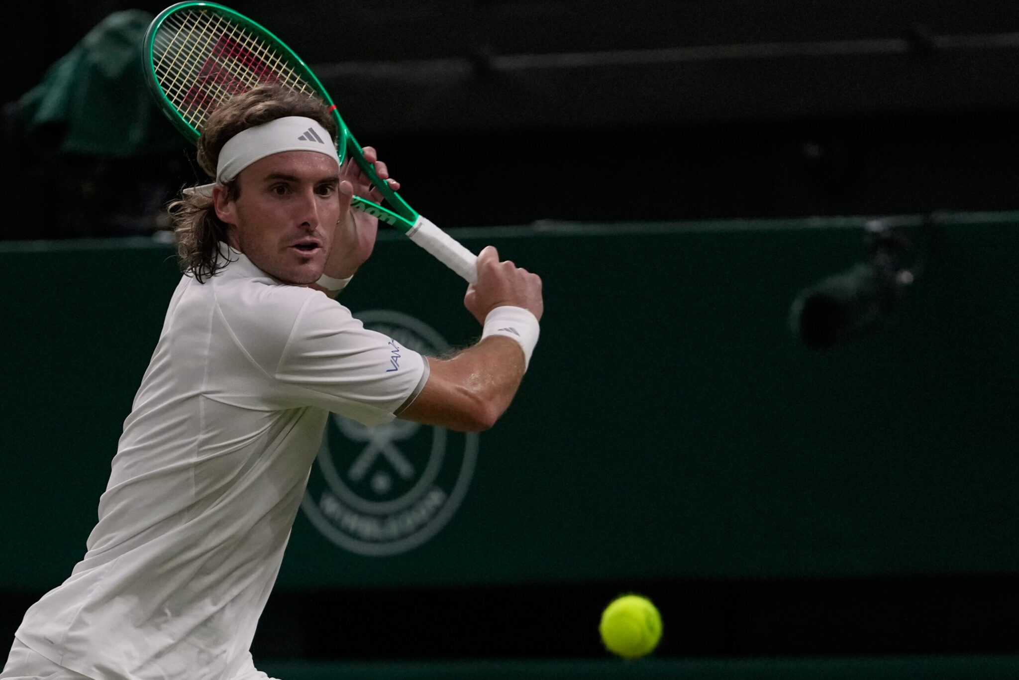 Wimbledon is "over" for Tsitsipas – Djokovic wins for the 12th consecutive time