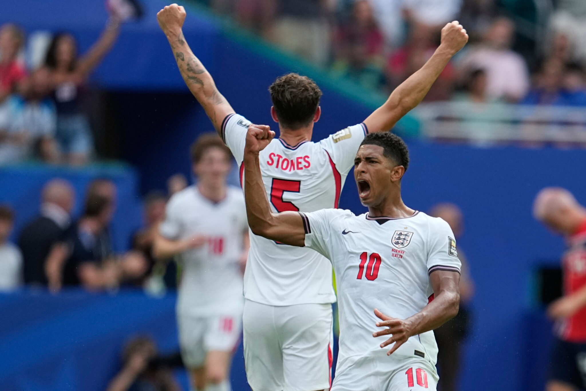 England showed its… teeth in overtime and knocked the formidable Norwegians out of the tournament (VIDEO)