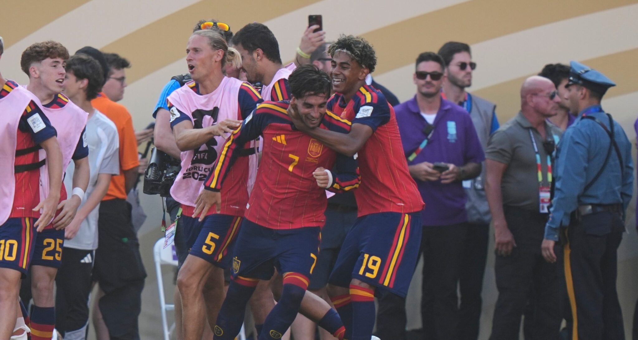 The Golden Book of the World Cups: Spain Wins Its Second Title, Joining France and Uruguay
