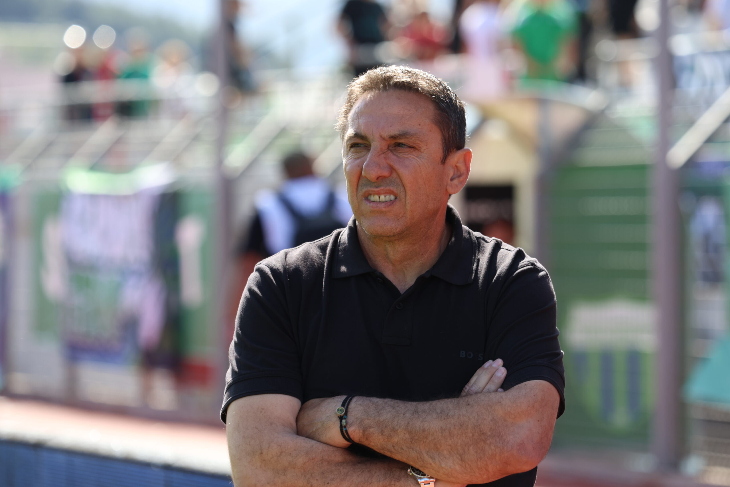 A Reinforcement with Multiple Benefits for APOEL