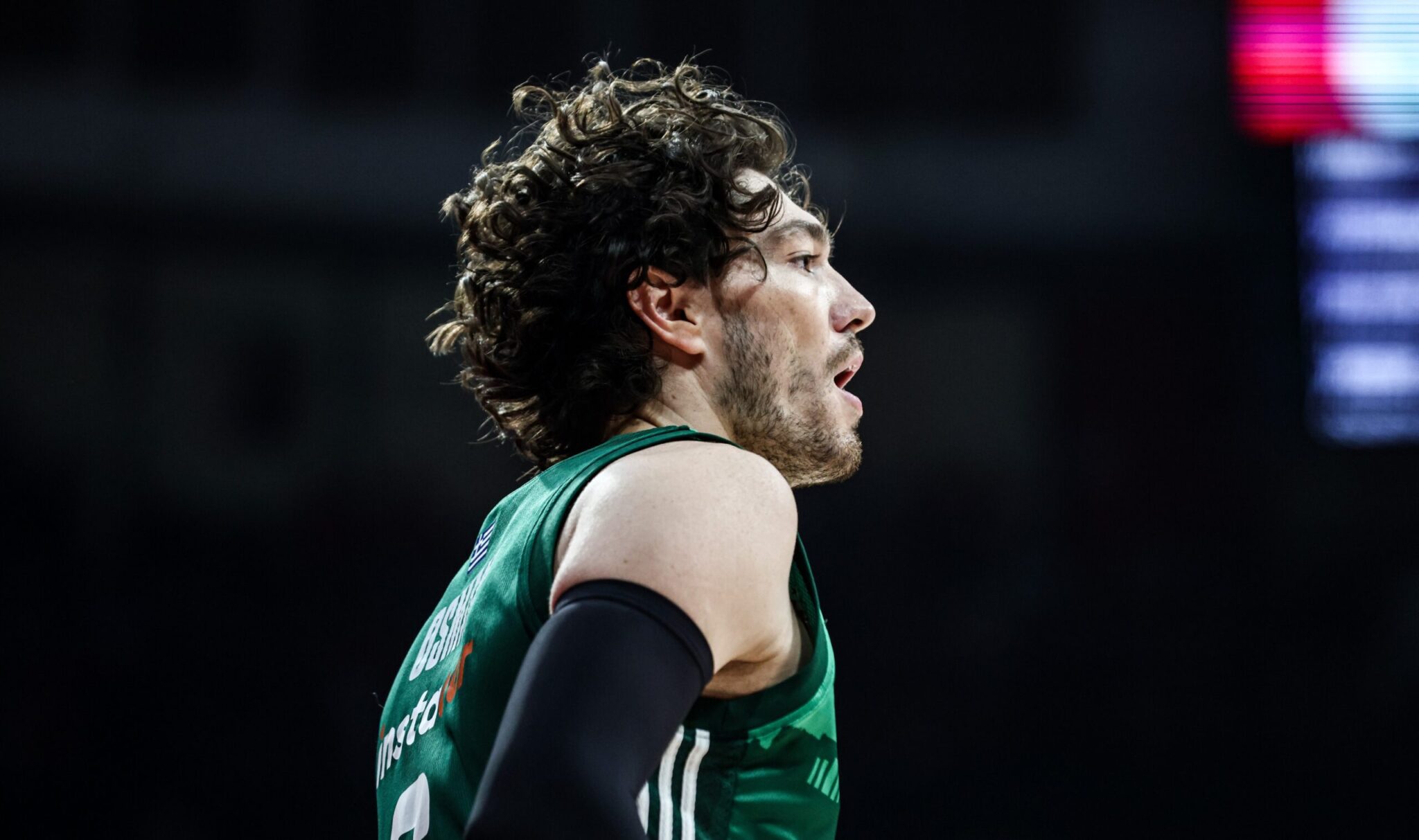 Reports from Turkey persist: Osman has reached an agreement with Efes, according to a reporter