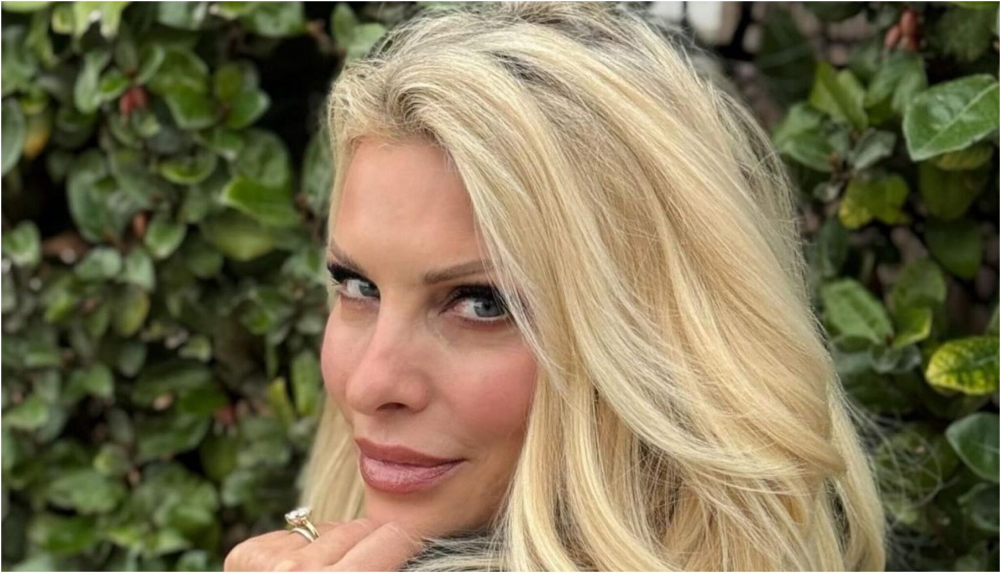 Menegaki: She posted a photo showing her daughters' faces for the first time—what's the reason? (PHOTO)