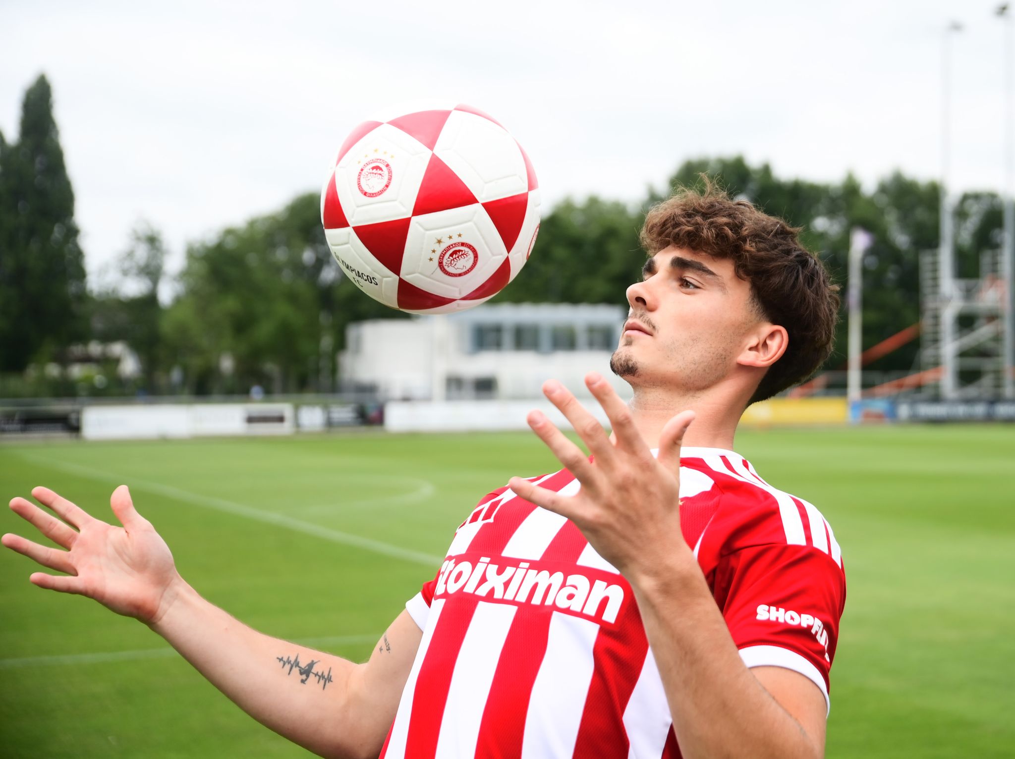 Roca: “Olympiacos is a historic club; I can’t wait to play in front of its fans” (VIDEO)