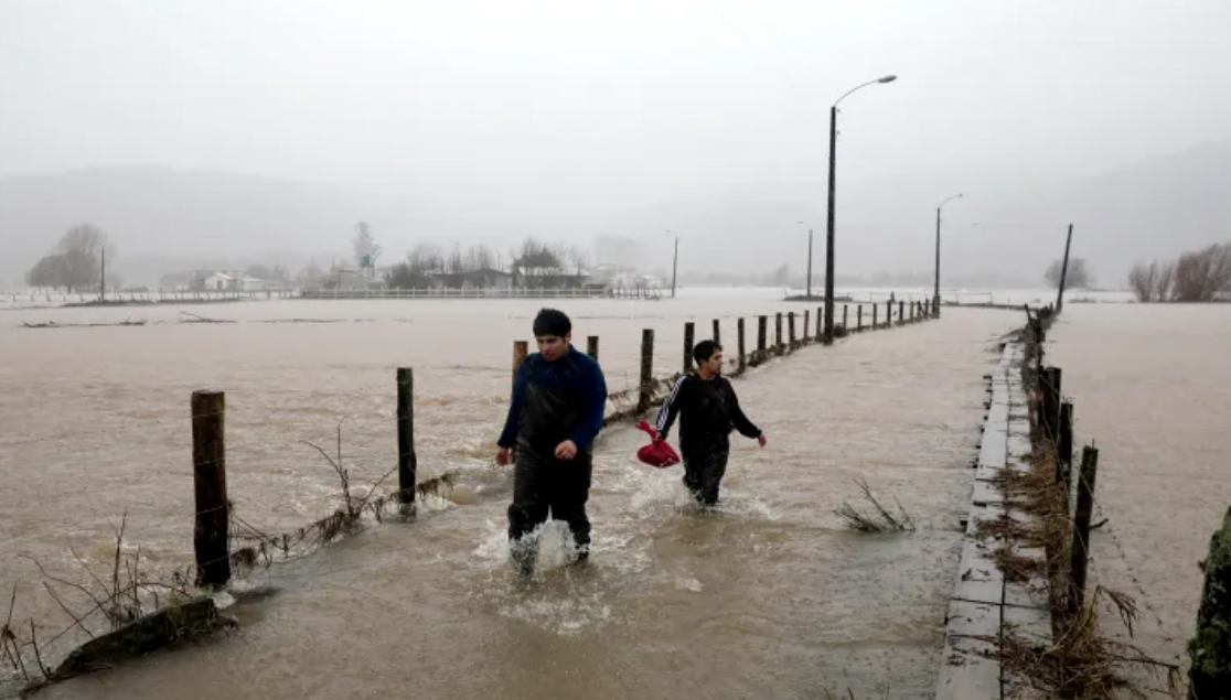 Severe Storm in Chile: Three Dead and Dozens Injured (VIDEO)