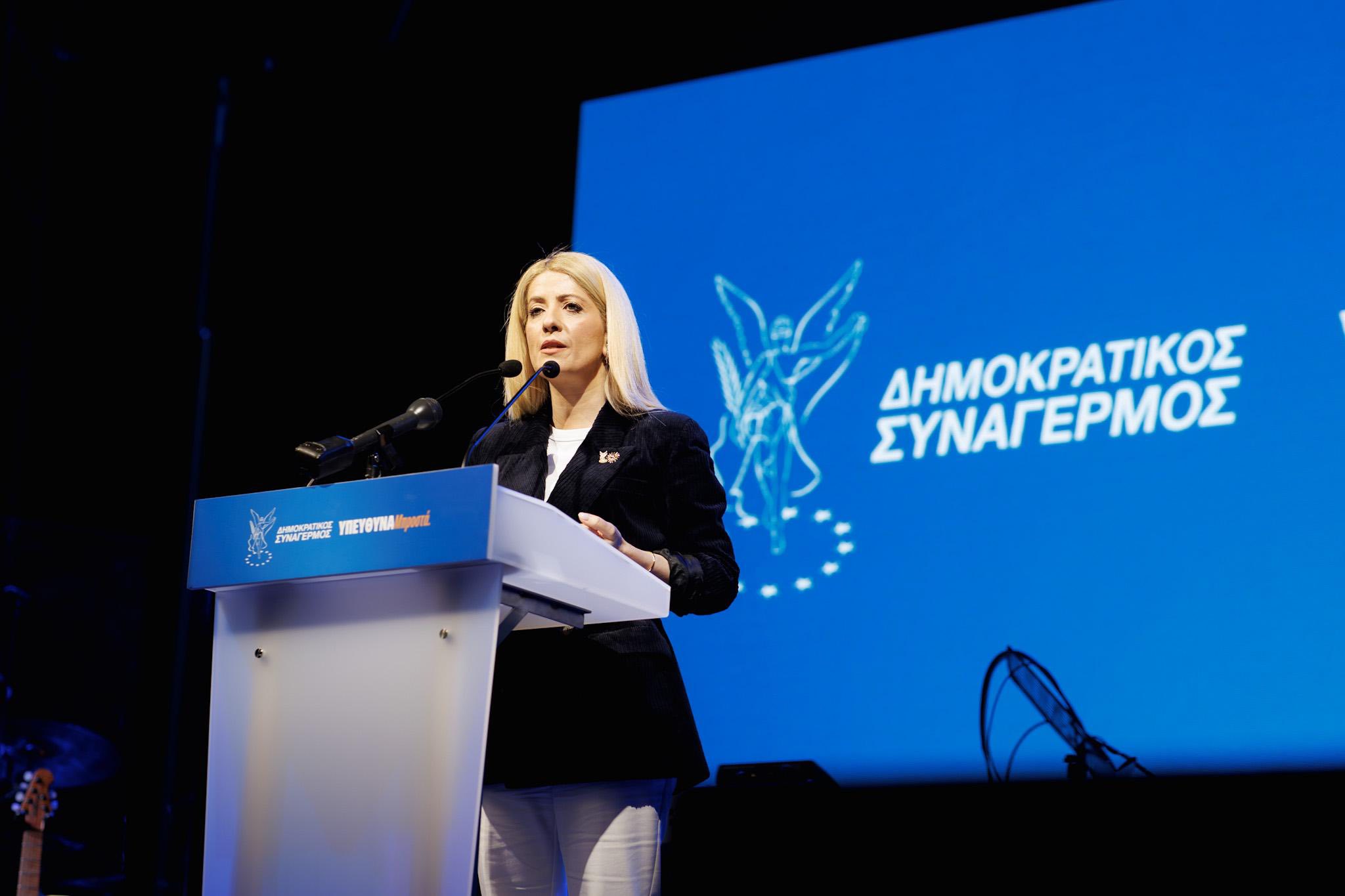 "Parliament cannot be blackmailed": Anita speaks of sloppiness and responds with barbs about Raouna's tenure