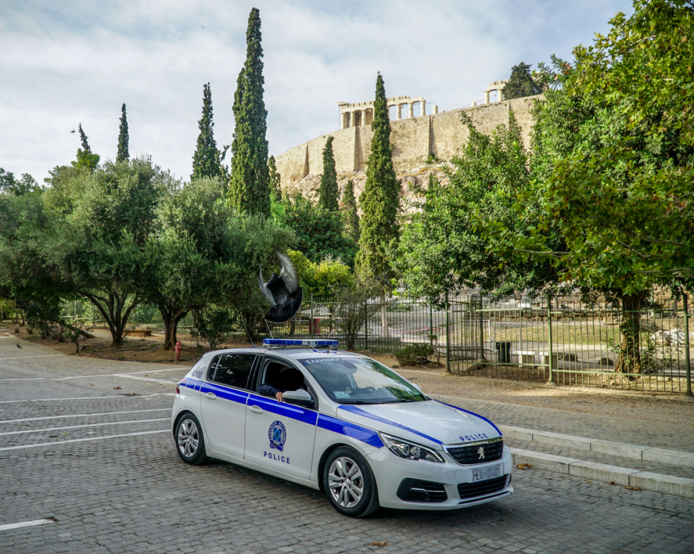 Alarm in Athens: A man armed with a knife attacked tourists at the Acropolis