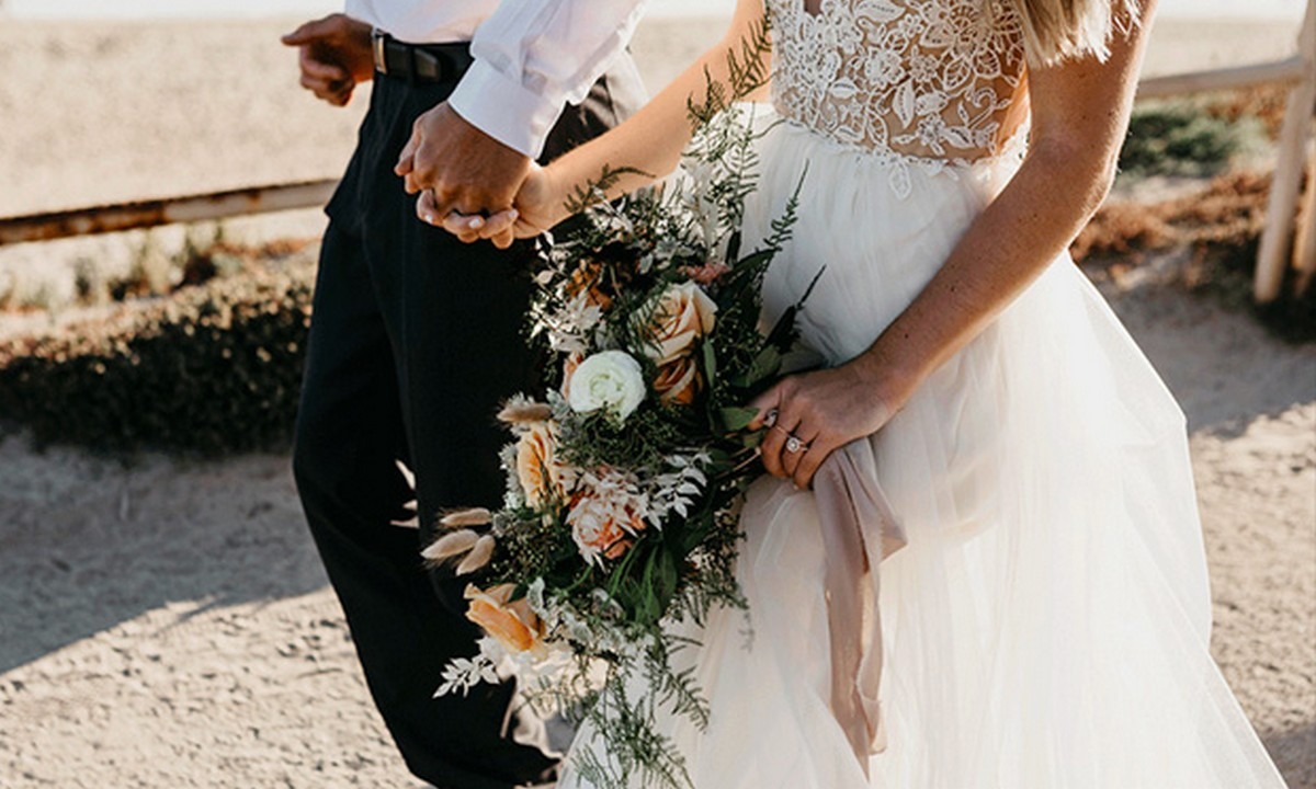 The famous singer got married at age 52 – Fairytale moments