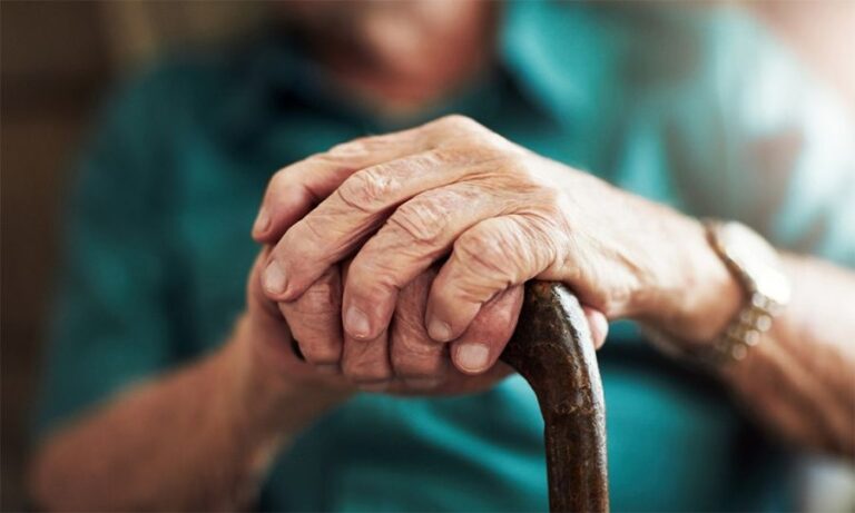 Elderly Man Robbed: Thieves Broke Into His Home and Made Off with €270,000