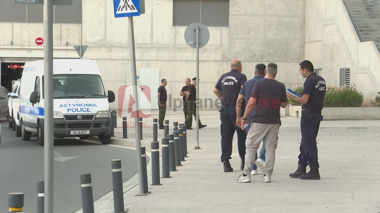A person was questioned in connection with the threatening messages that caused panic in shopping malls