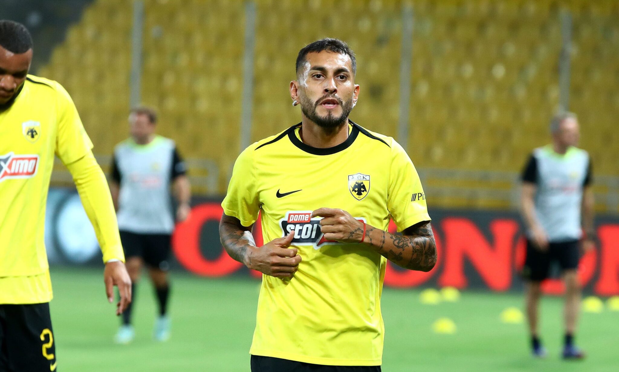 APOEL wants to make a splash with Roberto Pereira