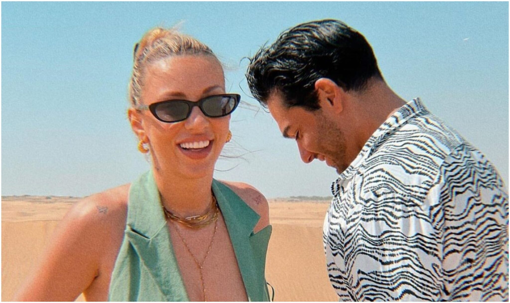 Christos Mastoras' sister got married: Garifallia stole the show in her navy blue dress