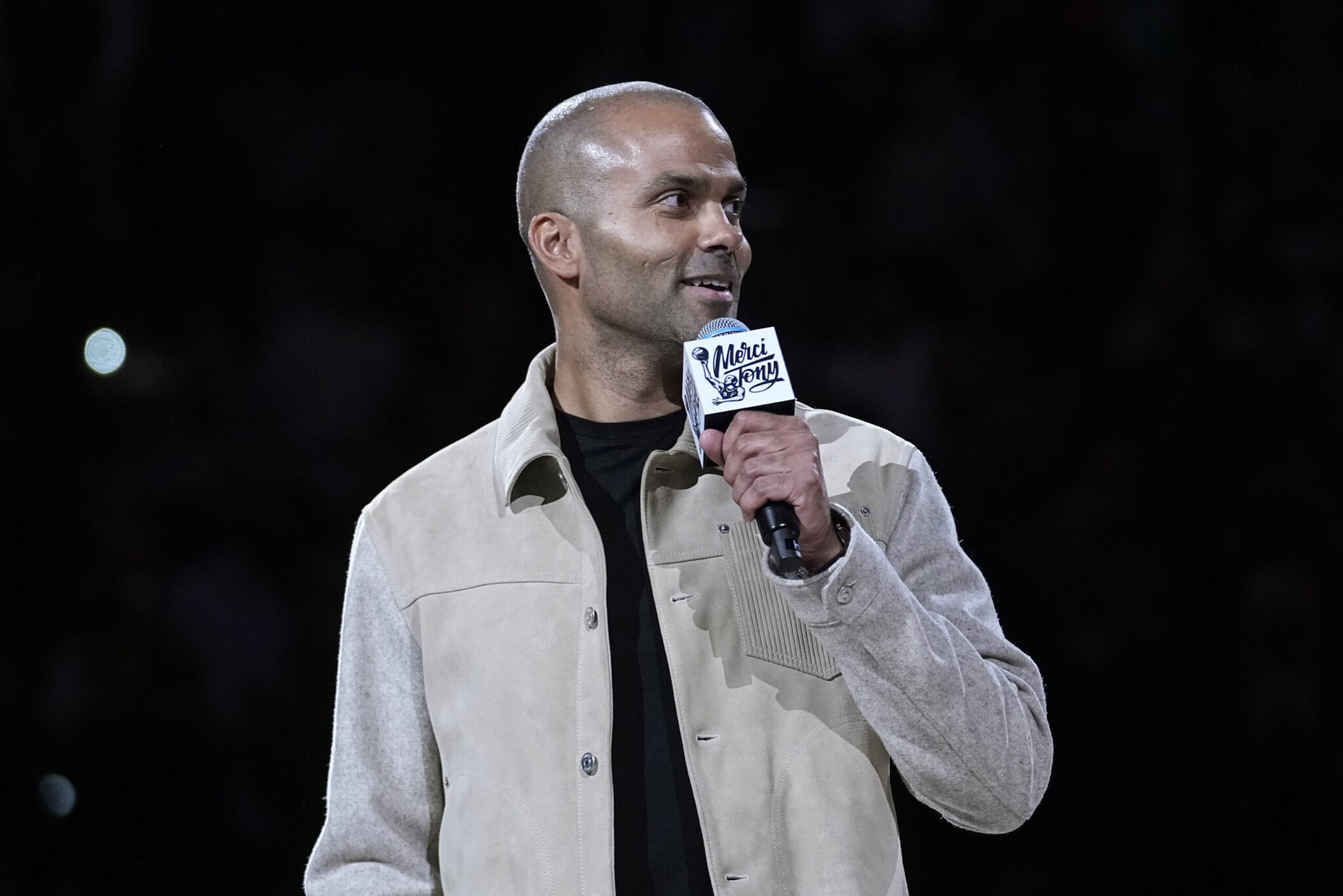 Tony Parker: He cut his salary at Villeurbanne by 80%