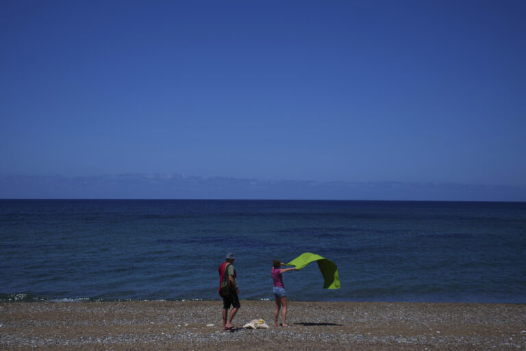 Marine pollution inspections are being stepped up in Limassol; plans to establish a Coast Guard are moving forward