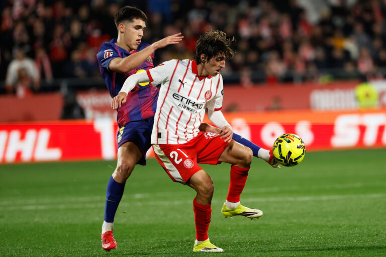 Another denial from Olympiacos regarding Vargas and Hil