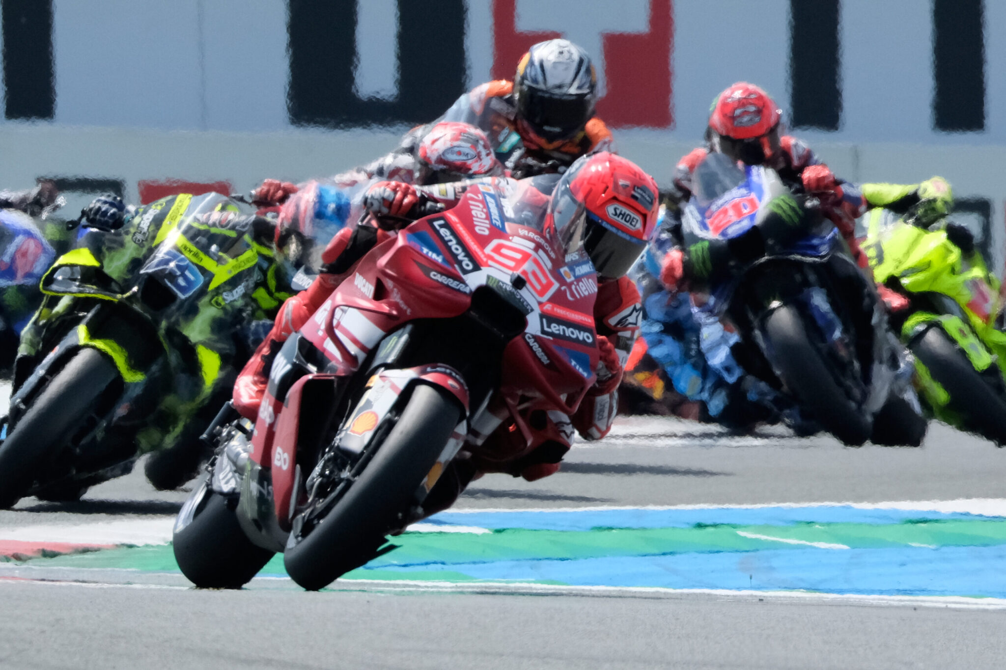 Marc Márquez triumphed and made history in the Aragon Sprint Race