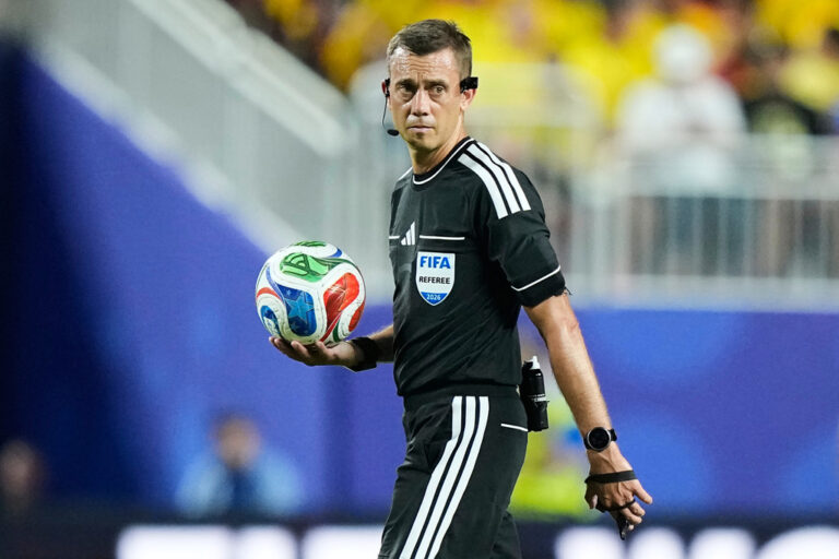 Elite player Turpen in AEK's rematch against Levski