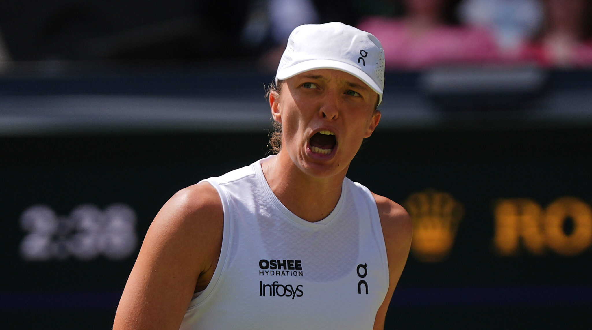 Ribakina withdrew; Swiatek advanced to the Cincinnati semifinals