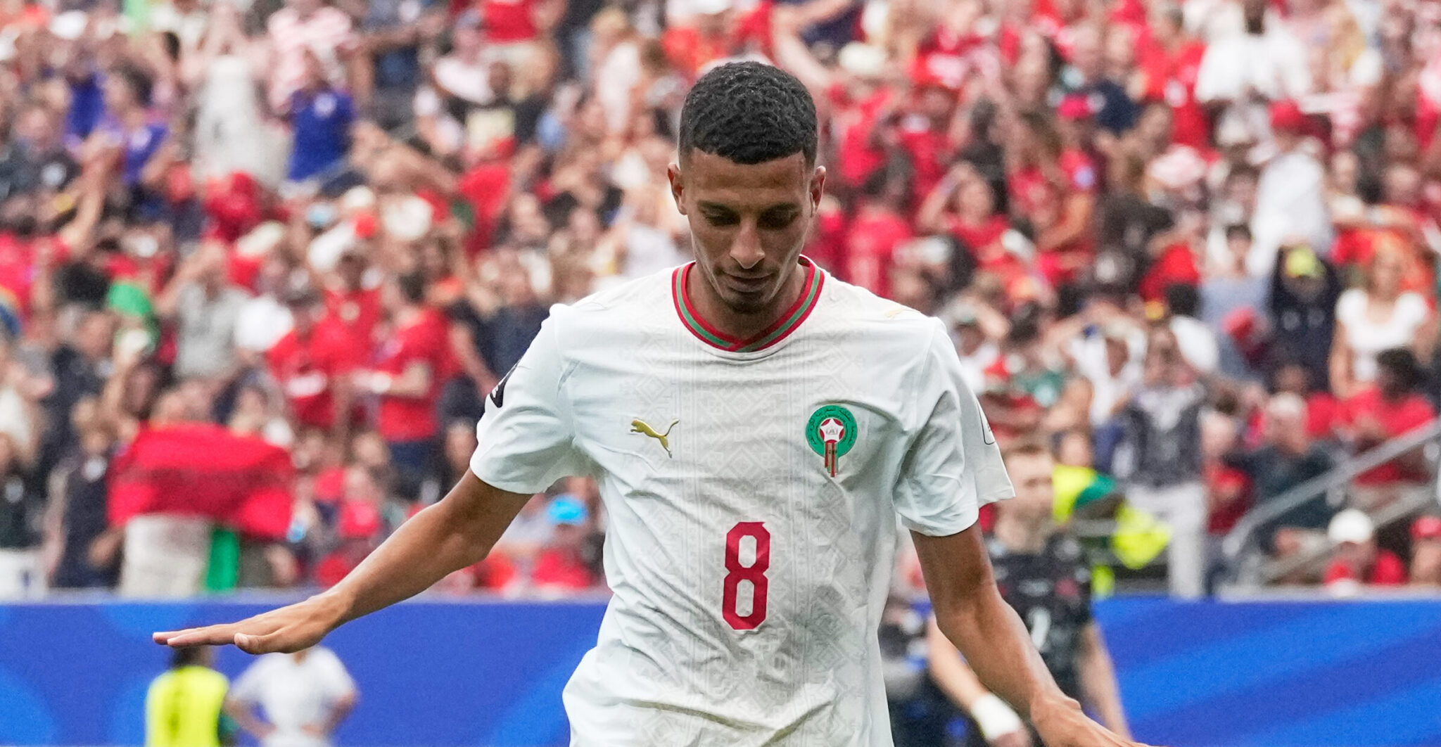 “Ounai in the Netherlands to negotiate with Ajax”