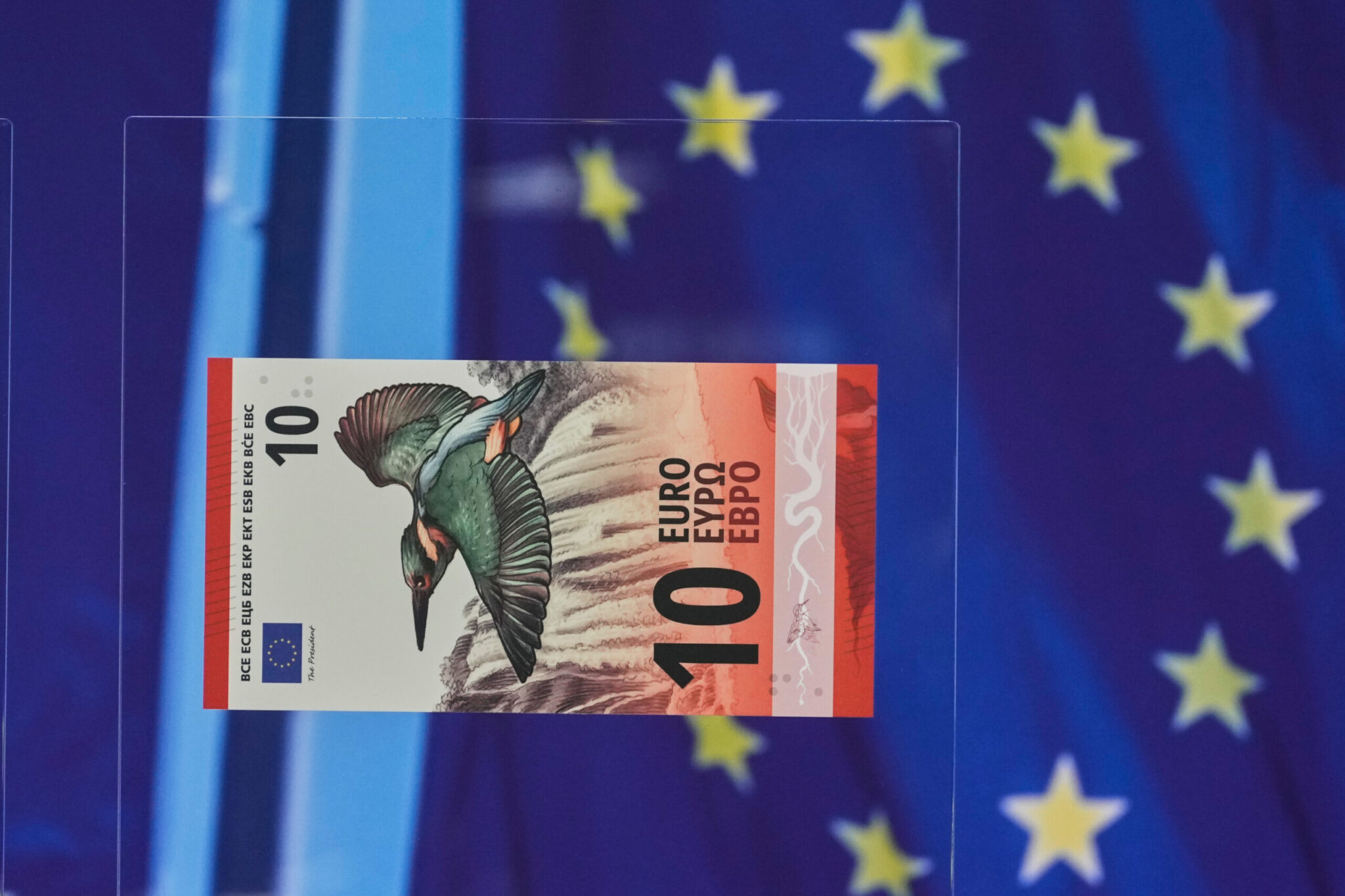 Europe is changing its banknotes, and citizens are deciding