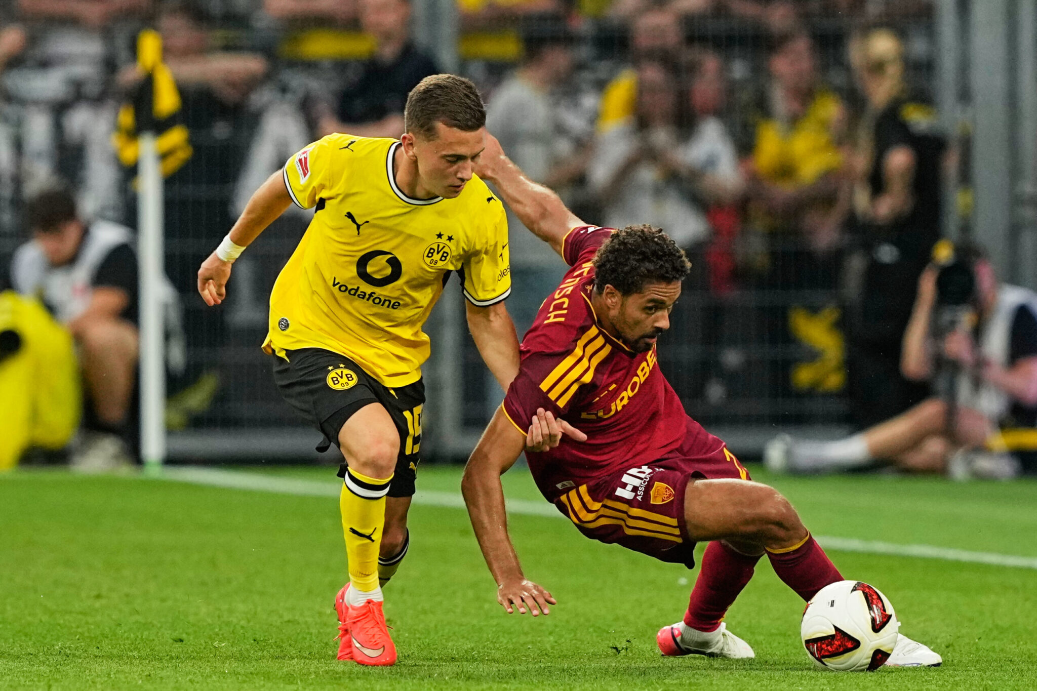 Karetsas "shone" in Dortmund's friendly against Roma – Koulierakis came on as a substitute