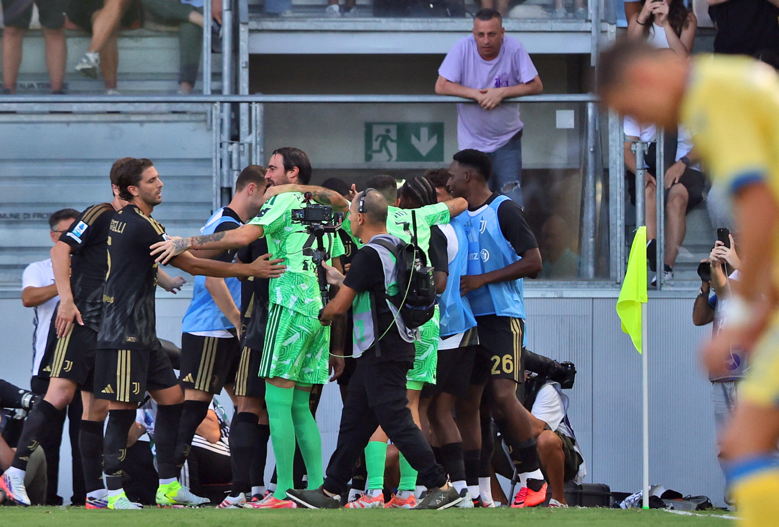Bremer and… a shot off the crossbar gave Juventus its first three points of the season