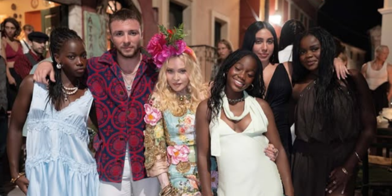 Madonna: She danced with a tambourine in Corfu and blew out the candles on her cake aboard a boat
