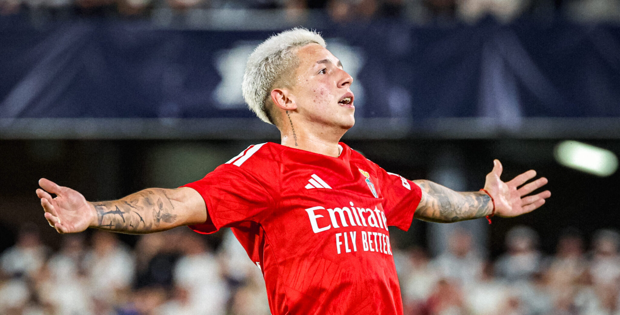 Benfica cruises to victory; massive comeback for Viktoria Plzeň
