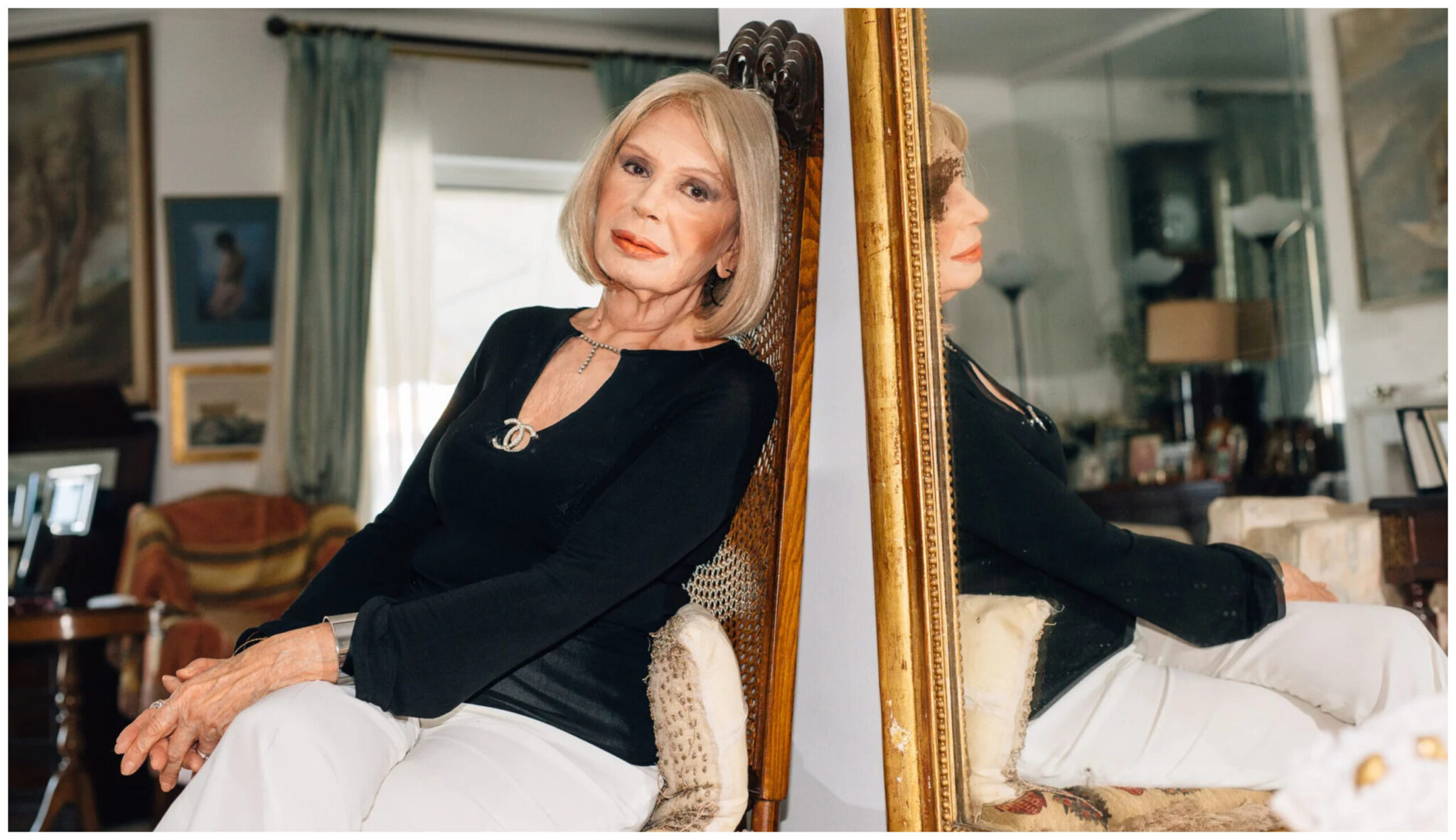 Rika Dialyna: She Turned 95 – A Rare Snapshot on a Boat from the ’60s