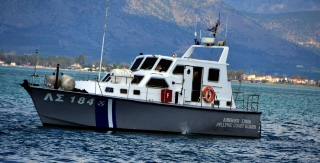 More than 30 migrants were found on a boat off Gavdos