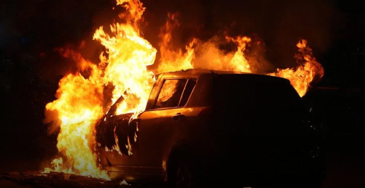 Spate of Arson Attacks in Limassol: A Series of Incidents in the Early Morning; Investigations Underway into the Burned Vehicles
