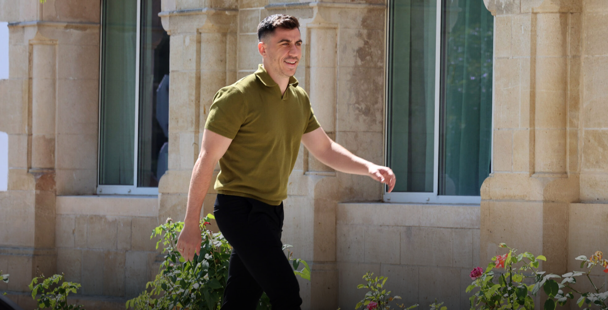 Reactions to Phidias’s challenge: The government, ETEK, and OEB respond that he is oversimplifying a complex issue