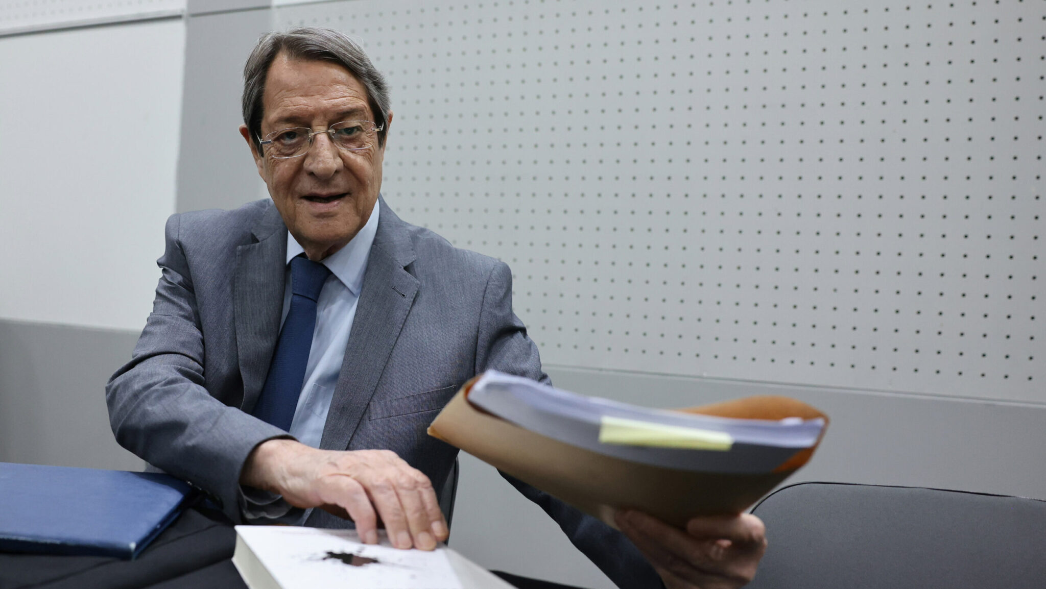 "They caved in to the people's courts": Anastasiades lashes out at the Anti-Corruption Authority