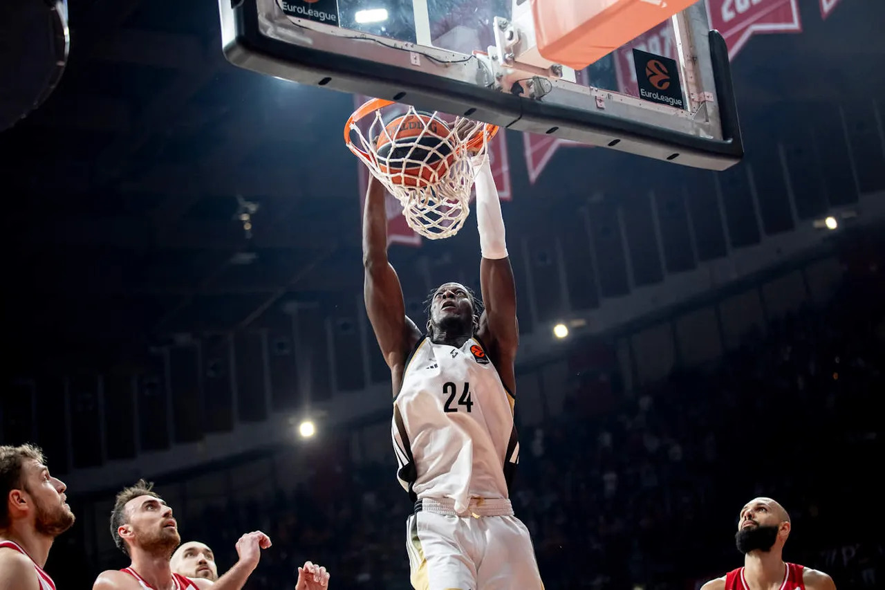 "Olympiacos Close to a Deal with Entiaye"