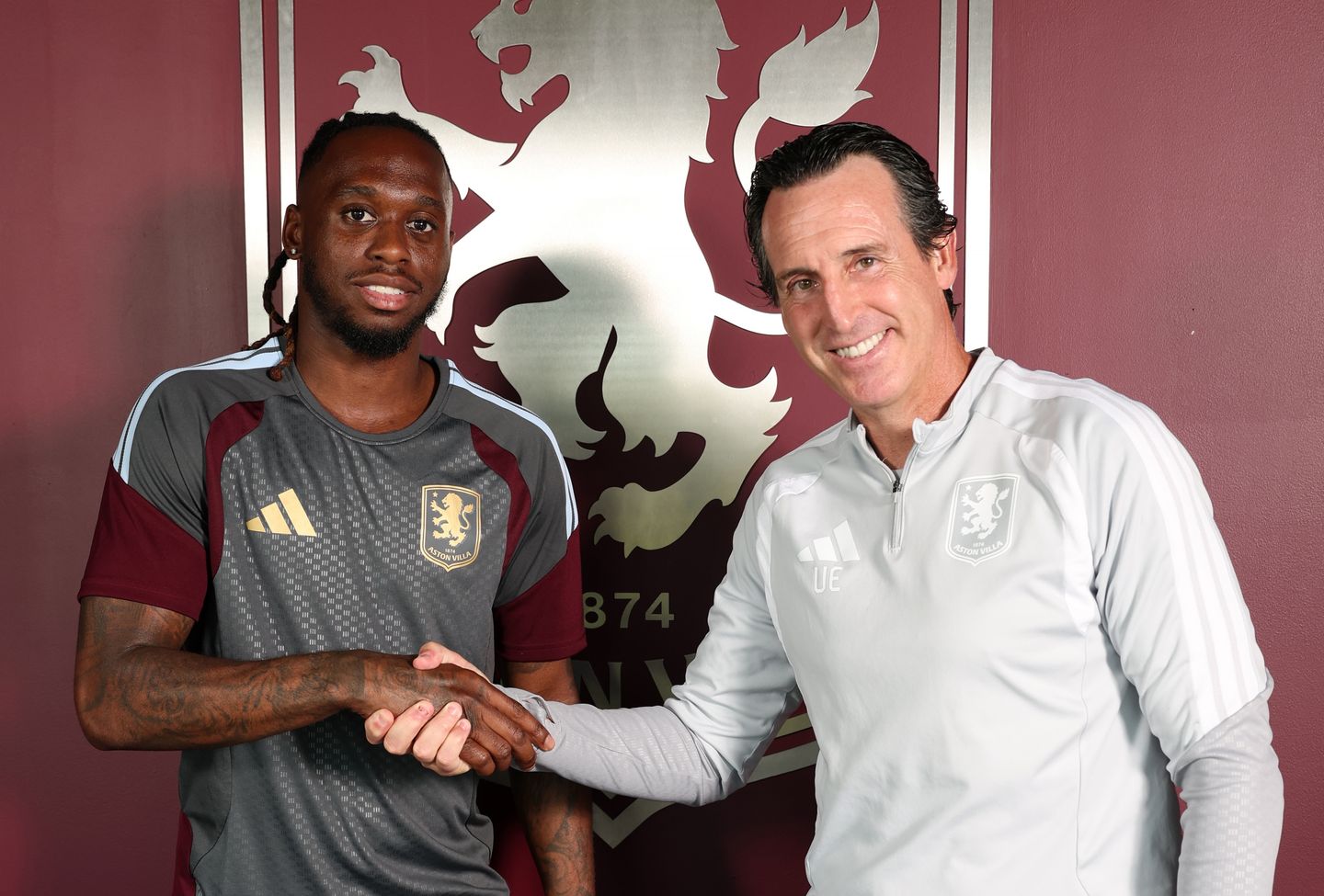 Aston Villa: Signs Wan-Bissaka on loan from West Ham