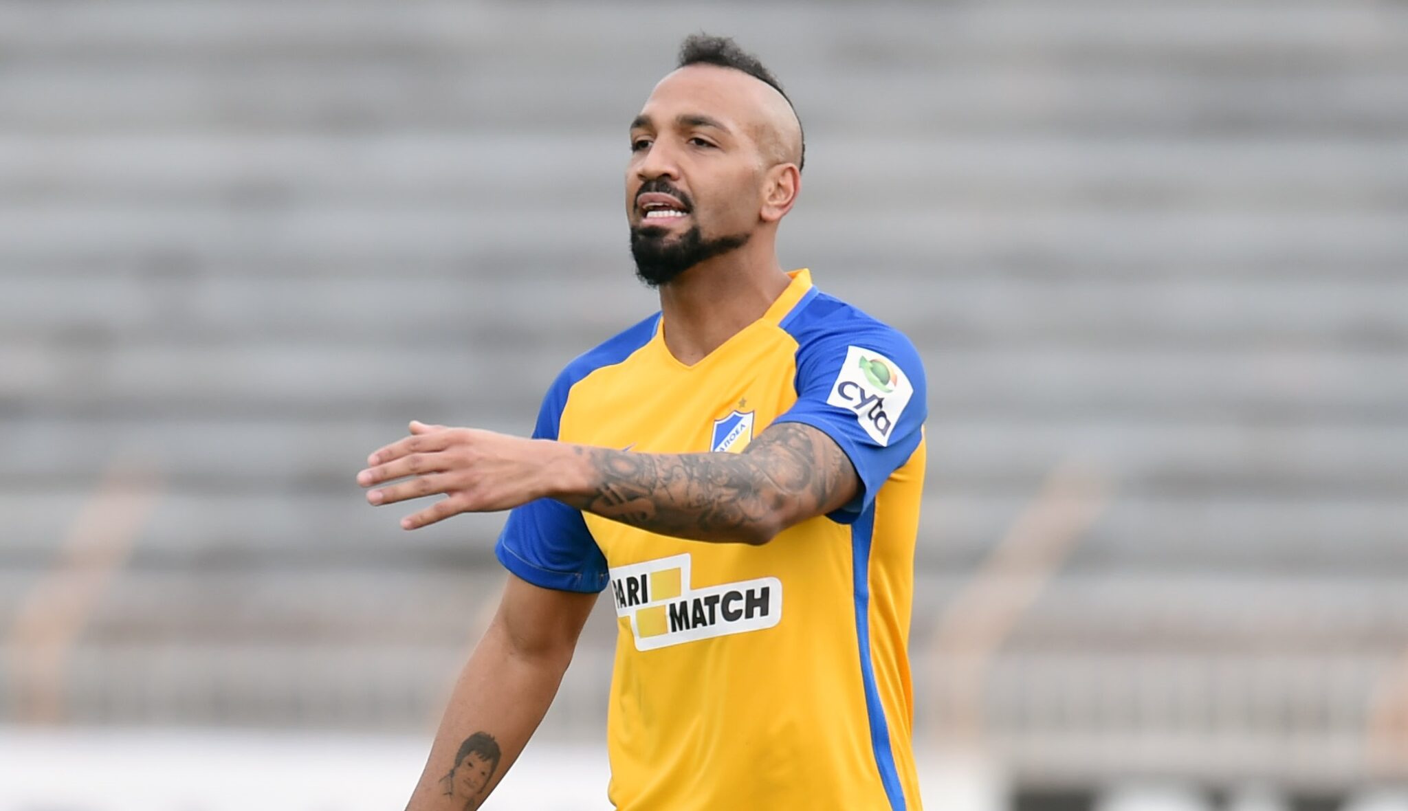 Ensué announced the end of his career