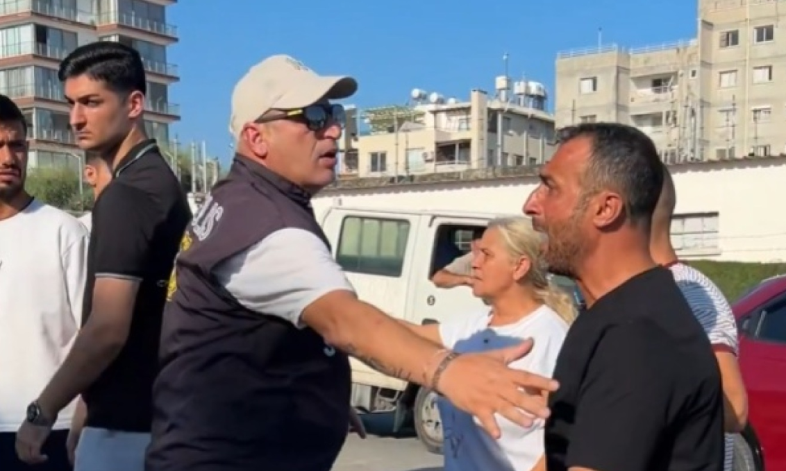 “Could this be my son?”: Shocking scenes at the port of Kyrenia, as parents stop ambulances and search for their children