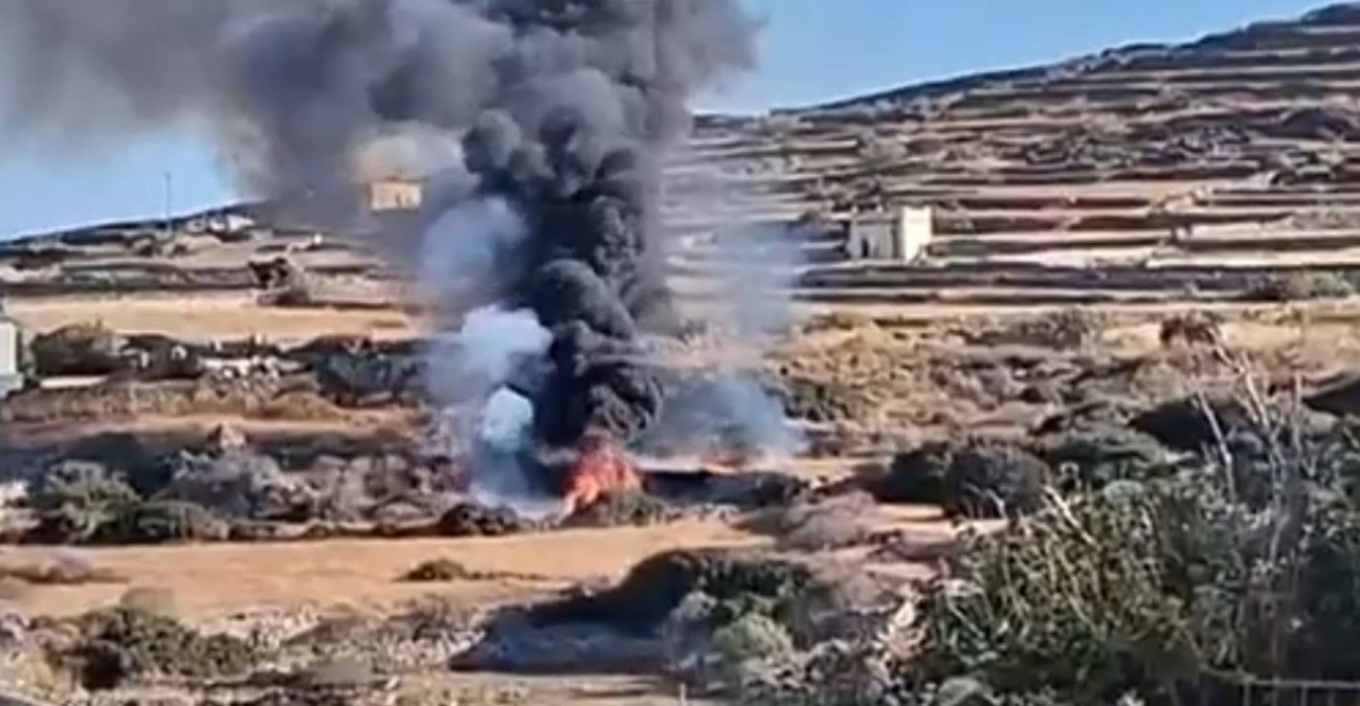 Tragedy on Sifnos: Newlyweds from Britain were the passengers, and the Greek pilot was the victim