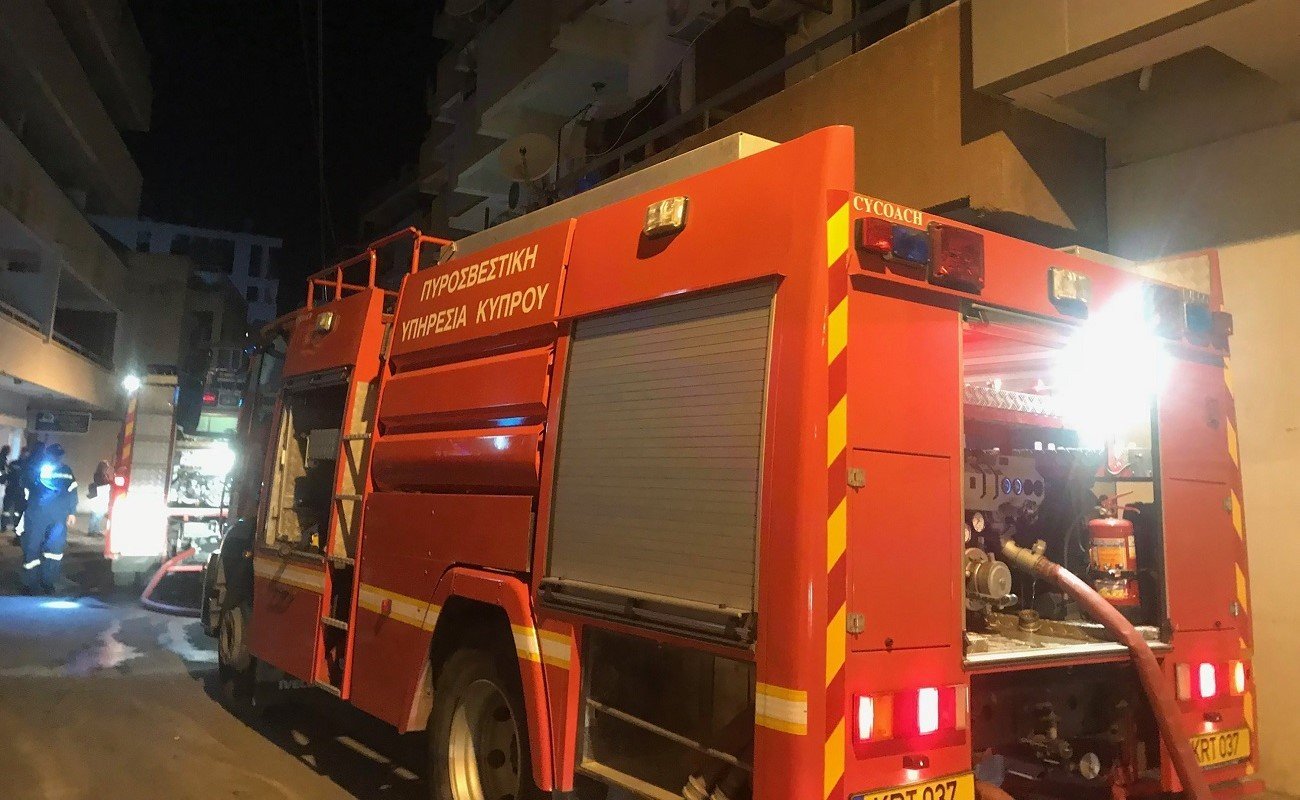 A vehicle caught fire in Moni; damage was also caused to the door of a house