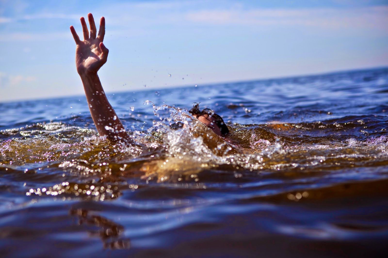 The cousin of the 21-year-old who "disappeared" in the sea off Limassol was also in danger; here's what the autopsy revealed