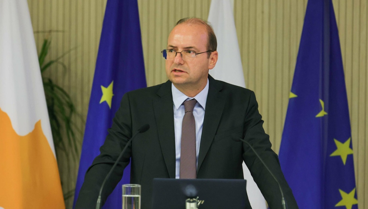 From the Ministry of Defense to the parliamentary benches: Charalambos Petridis lays his cards on the table