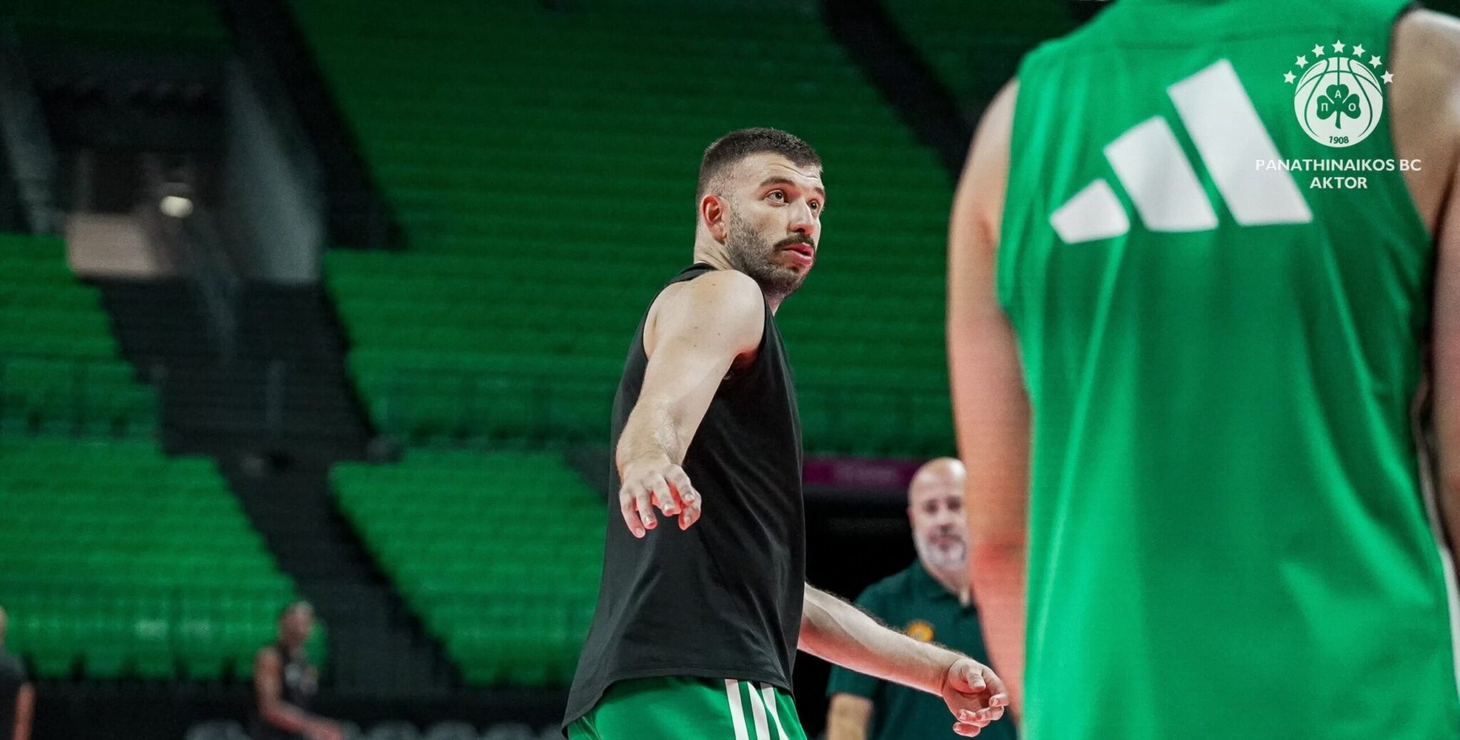 New problem for Panathinaikos: Rogavopoulos suffers a hamstring strain